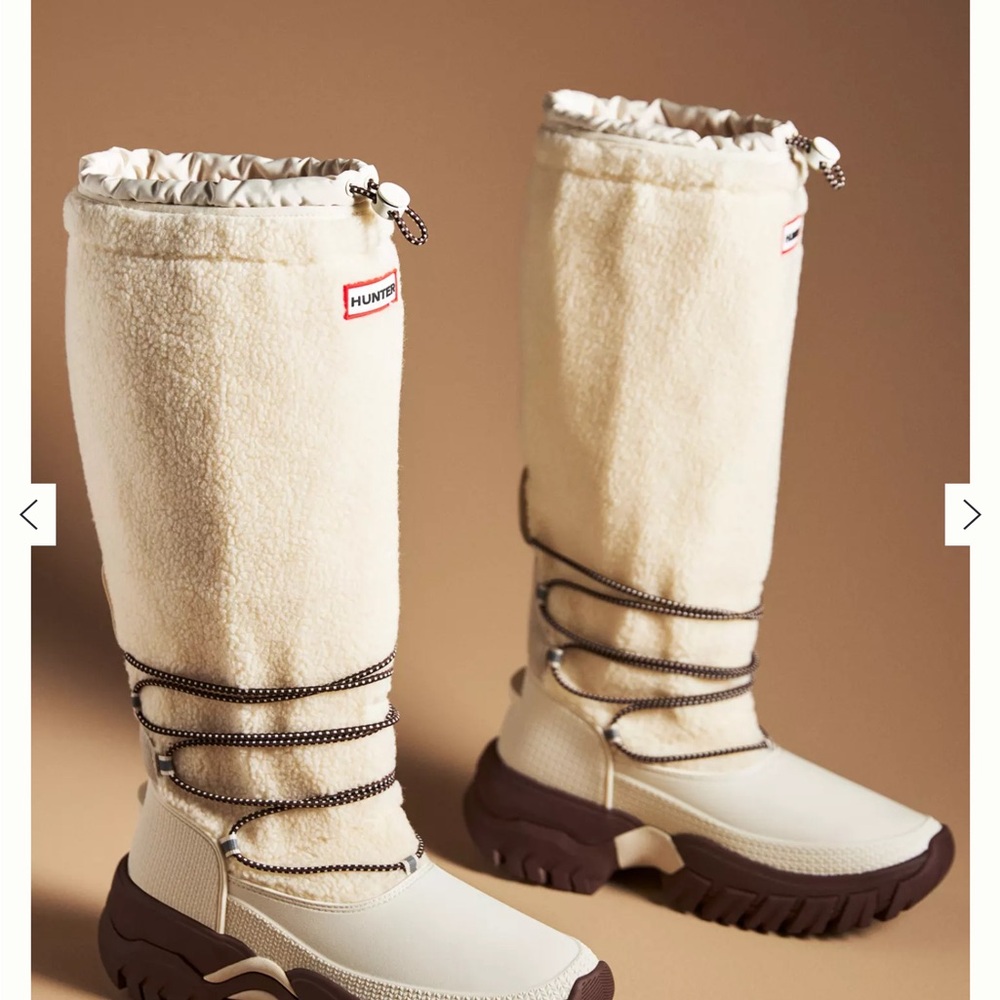 Hunter Women's Cream and Brown Winter Boots